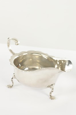 Lot 192 - TWO EARLY 20TH CENTURY SILVER TABLEWARE ITEMS