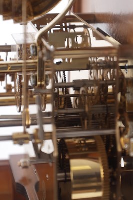 Lot 1055 - COMMITTI, LONDON. A LATE 20TH CENTURY "QUEEN ANNE" QUARTER CHIMING BURR WALNUT BRACKET CLOCK