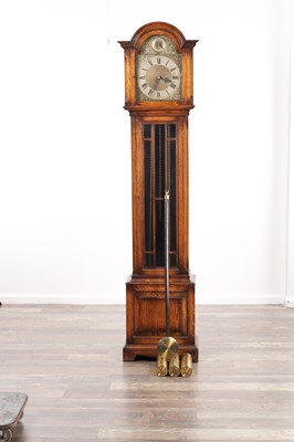 Lot 126 - AN EDWARDIAN OAK CASED GRANDMOTHER CLOCK