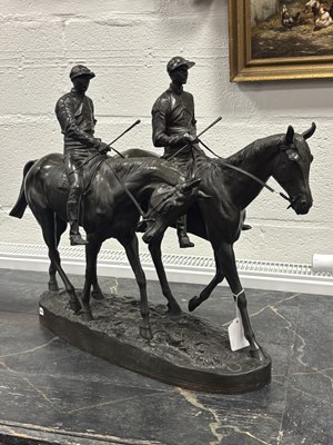 Lot 553 - EMMANUEL FREMIET (1824 - 1910) A FINE 19TH CENTURY BRONZE SCULPTURE OF TWO RACE HORSES WITH JOCKEYS