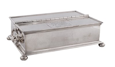 Lot 399 - LIONEL AND ALFRED CRICHTON, LONDON. AN EDWARDIAN SILVER INKSTAND