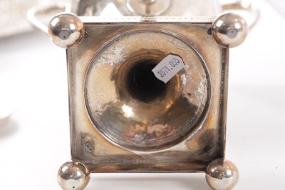 Lot 445 - EDWARD FARRELL, LONDON. A GEORGE III LIDDED TEA URN