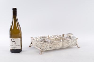 Lot 405 - A VICTORIAN PIERCED SILVER INK STAND