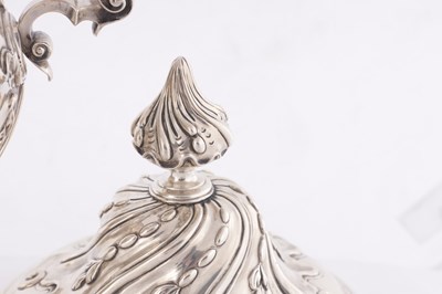 Lot 386 - DANIEL SMITH AND ROBERT SHARP, LONDON. A GEORGE III SILVER CUP AND COVER