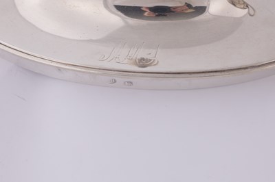 Lot 377 - ROBERT HENNELL. LONDON. A PAIR OF GEORGE III SILVER SAUCE TUREENS AND COVERS