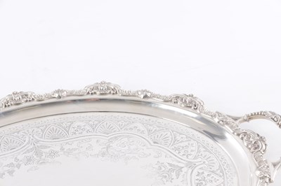 Lot 426 - JOSEPH RODGERS & SONS, SHEFFIELD. A VICTORIAN SILVER OVAL TRAY