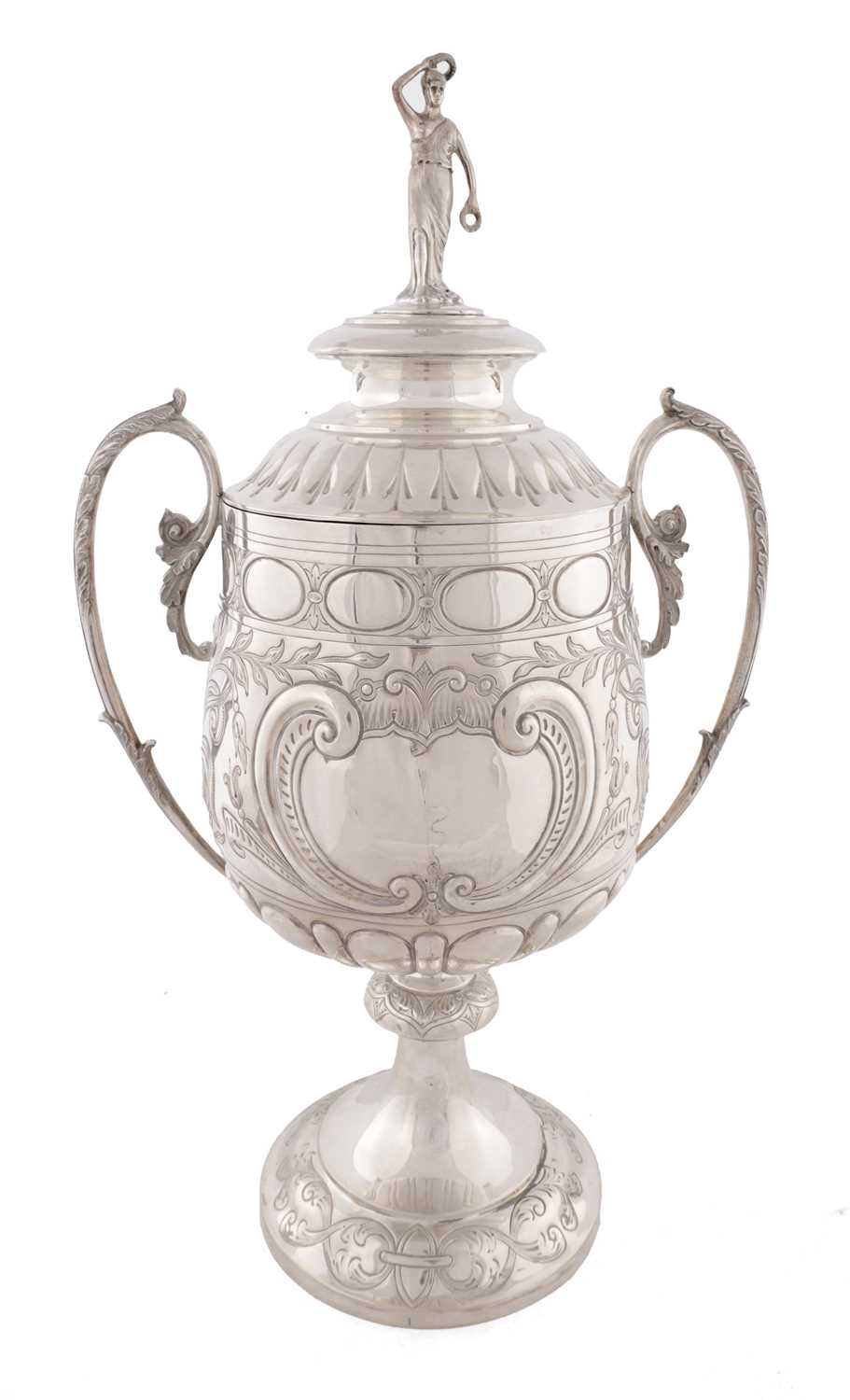 Lot 420 - JAMES DEAKIN & SONS (JOHN AND WILLIAM F DEAKIN) SHEFFIELD. A VICTORIAN SILVER PEDESTAL CUP AND COVER