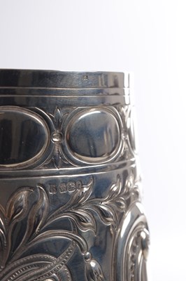 Lot 420 - JAMES DEAKIN & SONS (JOHN AND WILLIAM F DEAKIN) SHEFFIELD. A VICTORIAN SILVER PEDESTAL CUP AND COVER