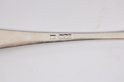 Lot 456 - A BOXED SILVER PART SERVICE CANTEEN OF CUTLERY