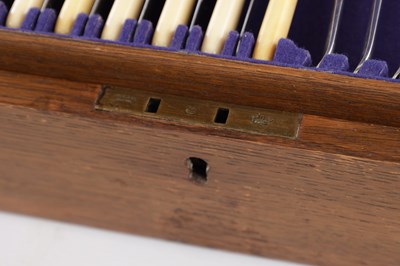 Lot 456 - A BOXED SILVER PART SERVICE CANTEEN OF CUTLERY