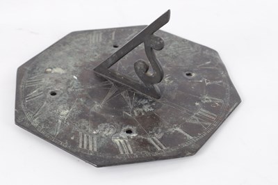 Lot 761 - A PATINATED MID 18TH CENTURY BRONZE SUNDIAL