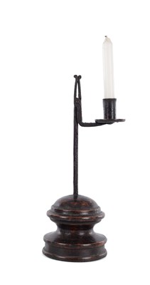 Lot 546 - AN 18TH CENTURY NIP RUSHLIGHT CANDLESTICK