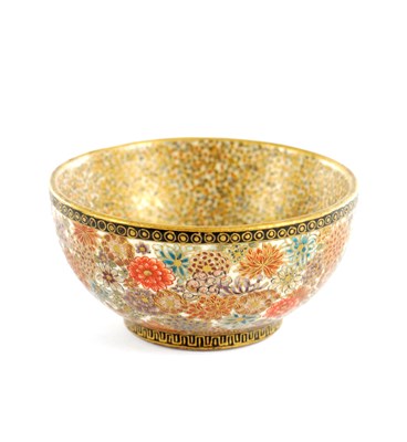 Lot 159 - A 19TH CENTURY JAPANESE SATSUMA KUTANI BOWL