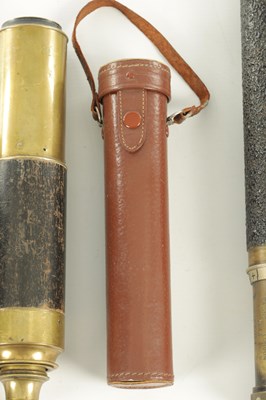Lot 103 - A COLLECTION OF THREE TELESCOPES AND A SET OF BINOCULARS