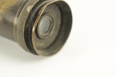 Lot 103 - A COLLECTION OF THREE TELESCOPES AND A SET OF BINOCULARS