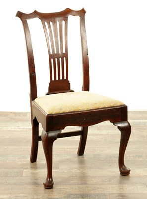 Lot 1322 - A GEORGE II MAHOGANY SIDE CHAIR