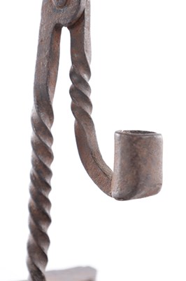 Lot 641 - AN 18TH CENTURY WELSH IRONWORK RUSHLIGHT