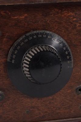 Lot 390 - A VINTAGE VALVE RADIO AND HORN