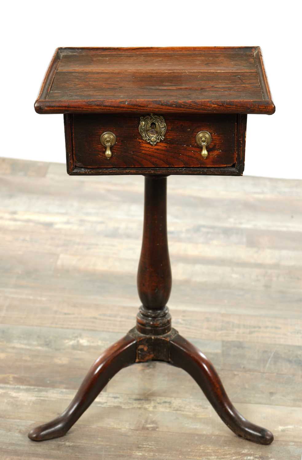 Lot 1347 - AN UNUSUAL EARLY 18TH CENTURY ELM CANDLE STAND