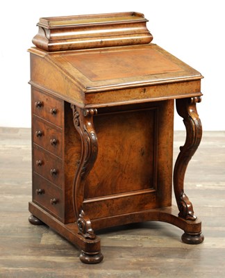 Lot 163 - A 19TH CENTURY FIGURED WALNUT DAVENPORT