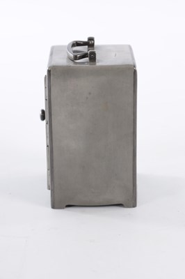 Lot 1028 - ARCHIBALD KNOX FOR LIBERTY & CO. AN ART NOUVEAU 'TUDRIC' PEWTER CARRIAGE CLOCK