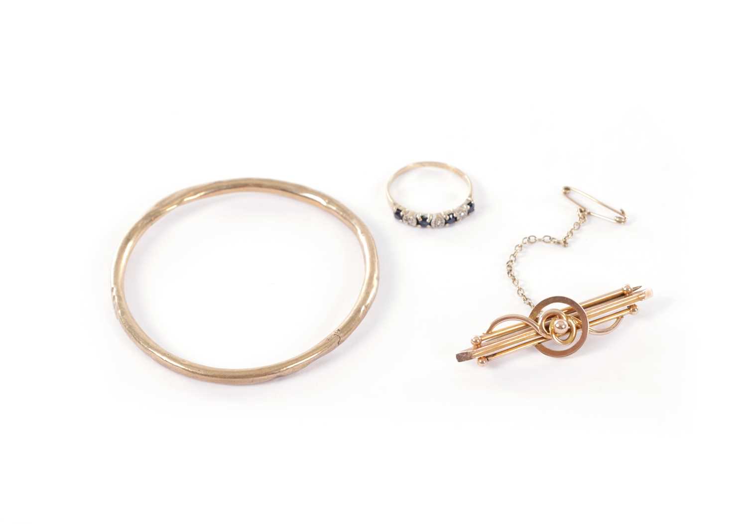 Lot 206 - A COLLECTION OF 9CT GOLD JEWELLERY