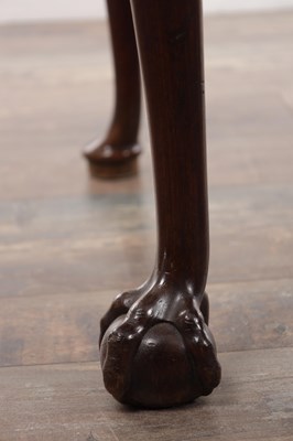 Lot 1293 - A GOOD GEORGE II MAHOGANY SIDE TABLE