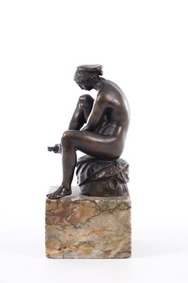 Lot 591 - AN ITALIAN 19TH CENTURY 'THE THORNE PULLER' PATINATED BRONZE AFTER RAFFAELLO SANZIO