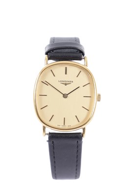 Lot 298 - A 1980'S GENTLEMAN'S GOLD PLATED LONGINES WRISTWATCH