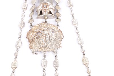Lot 368 - A VICTORIAN SILVER CHATELAINE