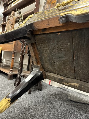 Lot 1193 - IN THE MANNER OF ANDRE-CHARLES BOULLE (1642-1732) A REGENCY FRENCH ORMOLU MOUNTED BOULLE EBONY VENEERED FRENCH COMMODE