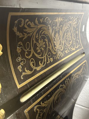 Lot 1193 - IN THE MANNER OF ANDRE-CHARLES BOULLE (1642-1732) A REGENCY FRENCH ORMOLU MOUNTED BOULLE EBONY VENEERED FRENCH COMMODE