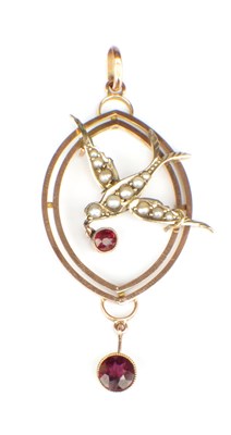 Lot 233 - A 9CT ROSE GOLD AND PEARL SWALLOW PENDANT