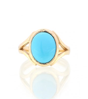 Lot 275 - AN 18CT GOLD LADIES' TURQUOISE RING