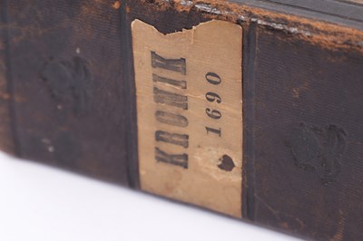 Lot 258 - A 17TH CENTURY GERMAN BOOK TITLED KRONIK AND DATED 1690