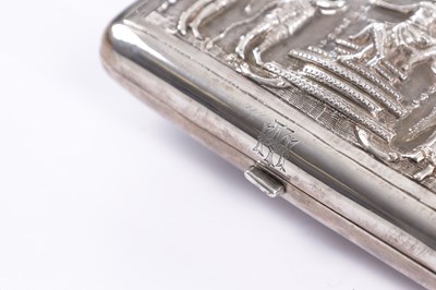 Lot 73 - A 19TH CENTURY INIDAN SILVER CIGARETTE CASE