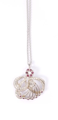 Lot 250 - A 9CT WHITE GOLD RUBY AND DIAMOND PENDANT NECKLACE
