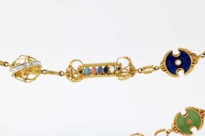 Lot 279 - A FINE AND IMPORTANT 19TH CENTURY FRENCH GOLD AND ENAMEL CROSS PENDANT NECKLACE