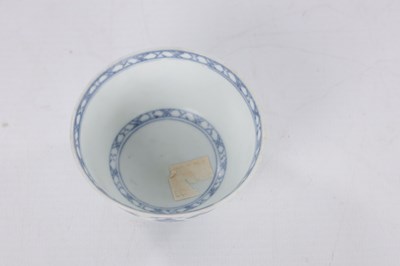 Lot 278 - A CHINESE BLUE AND WHITE BOWL