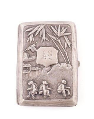 Lot 277 - A 19TH CENTURY CHINESE EXPORT RECTANGULAR SILVER CIGARETTE CASE