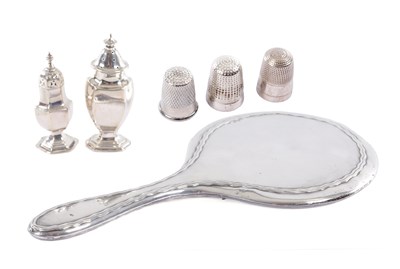 Lot 72 - A SELECTION OF SILVER ITEMS