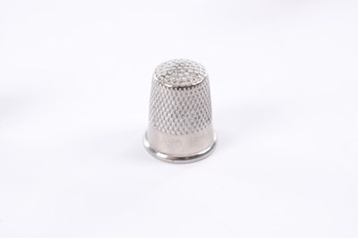 Lot 72 - A SELECTION OF SILVER ITEMS