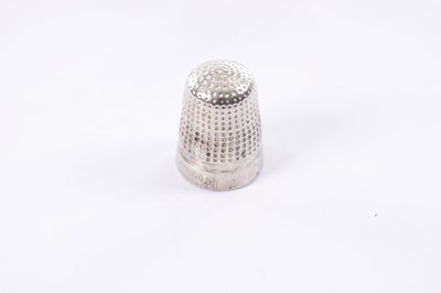 Lot 72 - A SELECTION OF SILVER ITEMS