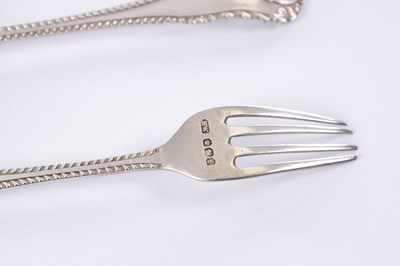 Lot 282 - TWO CASED SETS OF SILVER FLATWARE