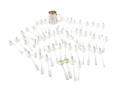 Lot 411 - A COLLECTION OF GEORGIAN SILVER TEASPOONS AND MUG