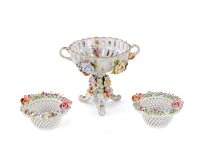 Lot 206 - THREE PIECES OF LATE 19TH CENTURY CONTINENTAL PORCELAIN