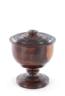 Lot 721 - AN 18TH CENTURY ENGLISH TREENWARE LIGNUM VITAE BOWL AND COVER