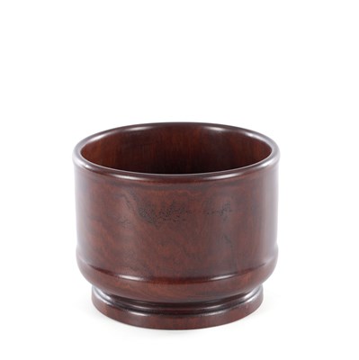 Lot 750 - A 17TH CENTURY ENGLISH LIGNUM VITAE PUNCH BOWL