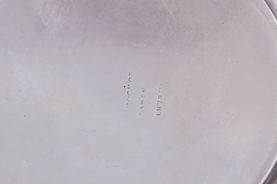 Lot 414 - A CHARLES II STYLE SILVER TWO-HANDLED COVERED PORRINGER