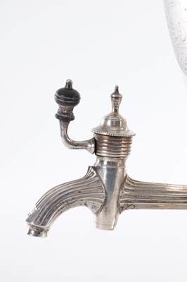 Lot 429 - A GEORGE III SHERATON STYLE SILVER TEA URN